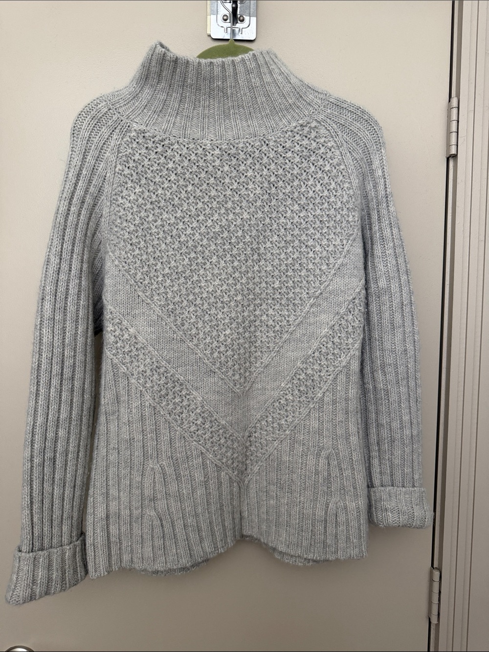 XL Banana Republic Women's Grey Sweater